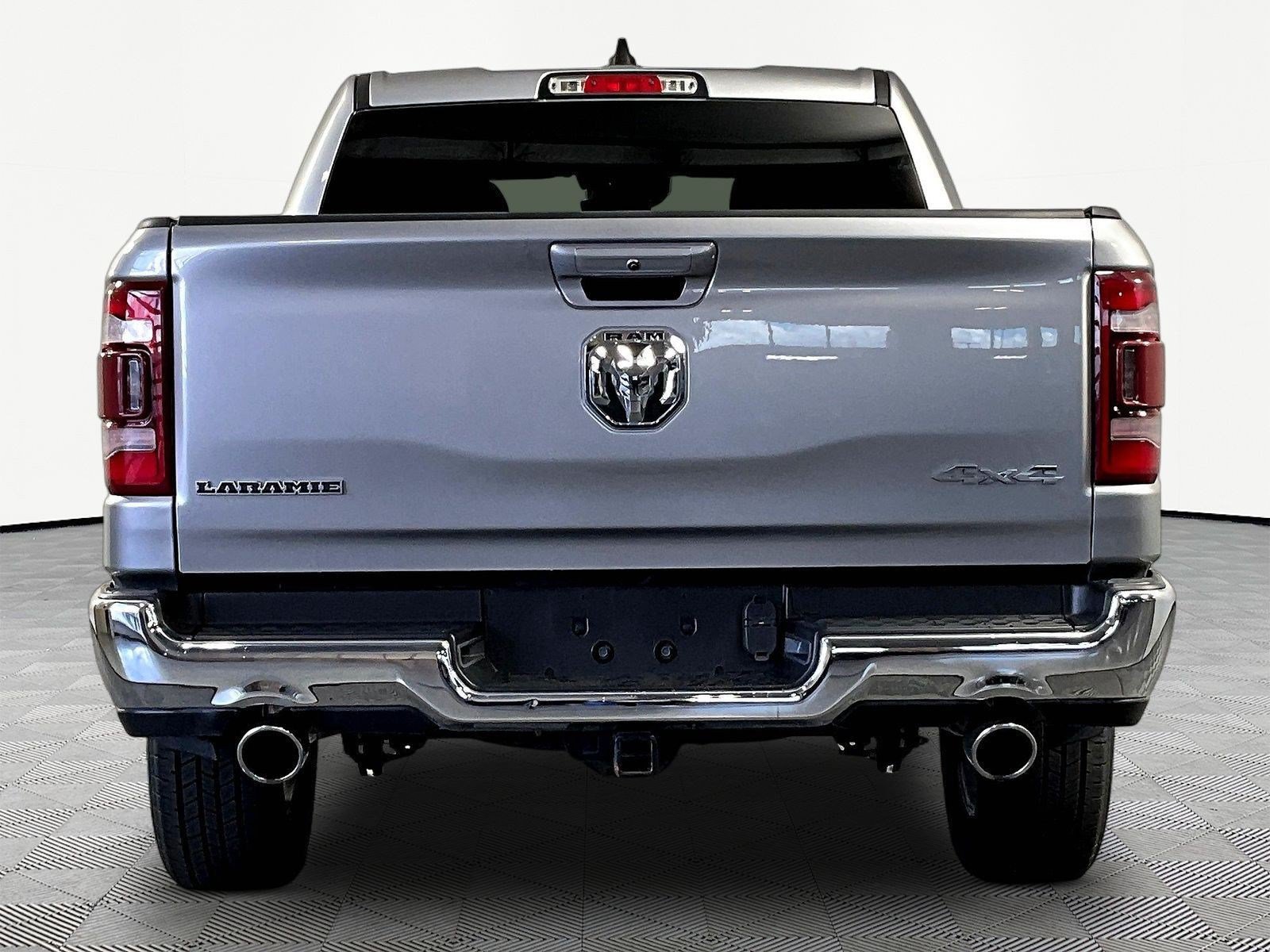 Used 2023 RAM 1500 Laramie AWD/4WD image 12
