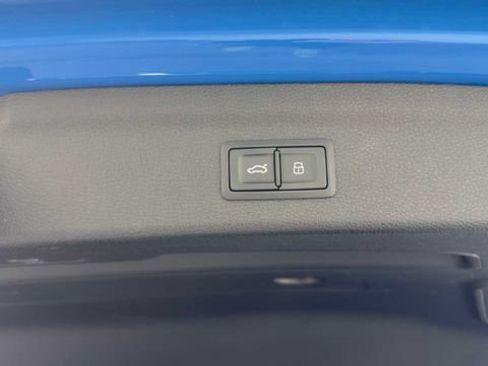 Used 2021 Audi Q3 2.0T Premium w/ Convenience Package AWD/4WD image 35