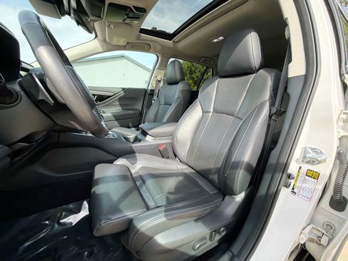 Certified 2024 Subaru Outback Touring XT AWD/4WD image 13