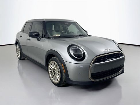 Certified 2025 MINI Cooper S FWD image 3