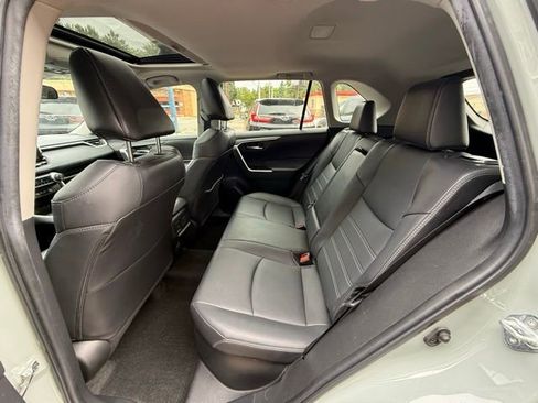 Used 2022 Toyota RAV4 XLE Premium AWD/4WD image 16