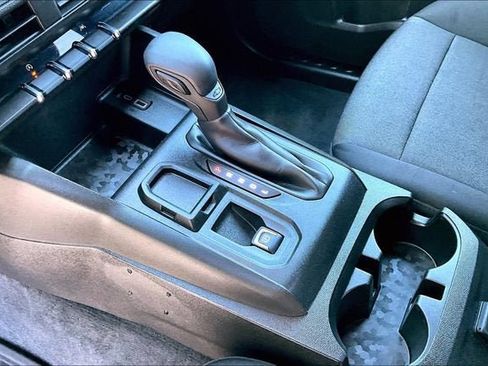 Used 2024 Chevrolet Colorado W/T RWD image 13