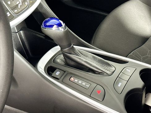 Used 2018 Chevrolet Volt LT image 28