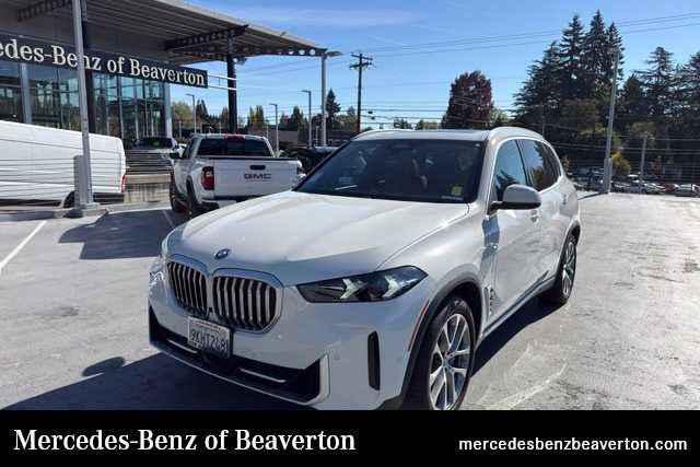 Used 2024 BMW X5 xDrive50e AWD/4WD image 1