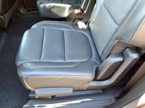 Used 2018 Chevrolet Traverse Premier w/ LPO, Floor Liner Package AWD/4WD image 21