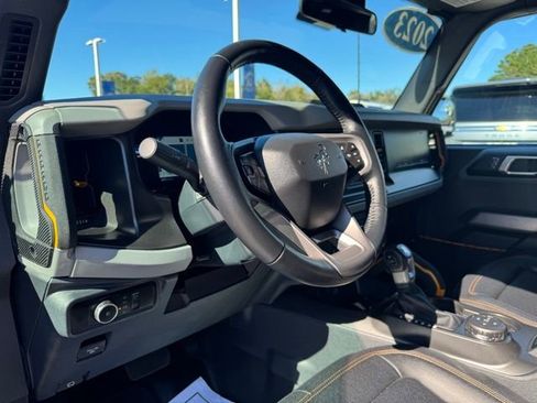 Used 2023 Ford Bronco Badlands image 17