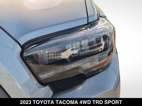 Used 2023 Toyota Tacoma TRD Sport w/ Black Out Package (TMS) AWD/4WD image 10