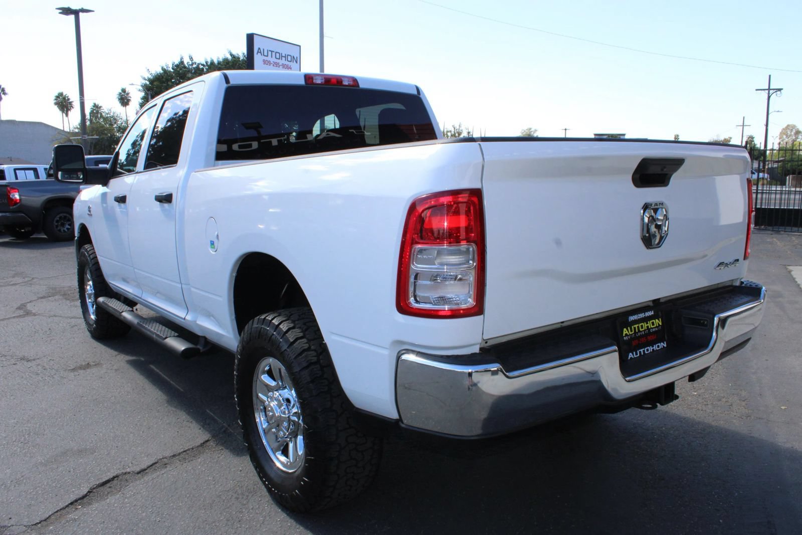 Used 2024 RAM 2500 Tradesman w/ Chrome Appearance Group AWD/4WD image 35