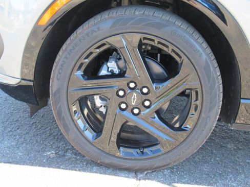 New 2025 Chevrolet Equinox EV RS image 7