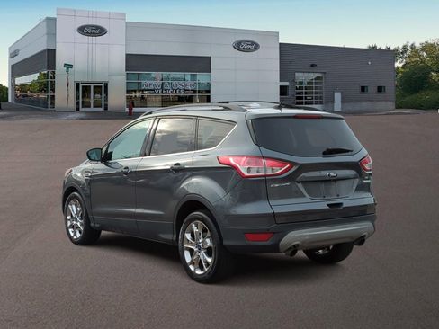 Used 2015 Ford Escape SE w/ Equipment Group 201A image 8