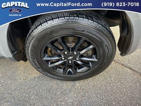 Used 2020 Dodge Journey SE w/ SE Popular Equipment Group image 13