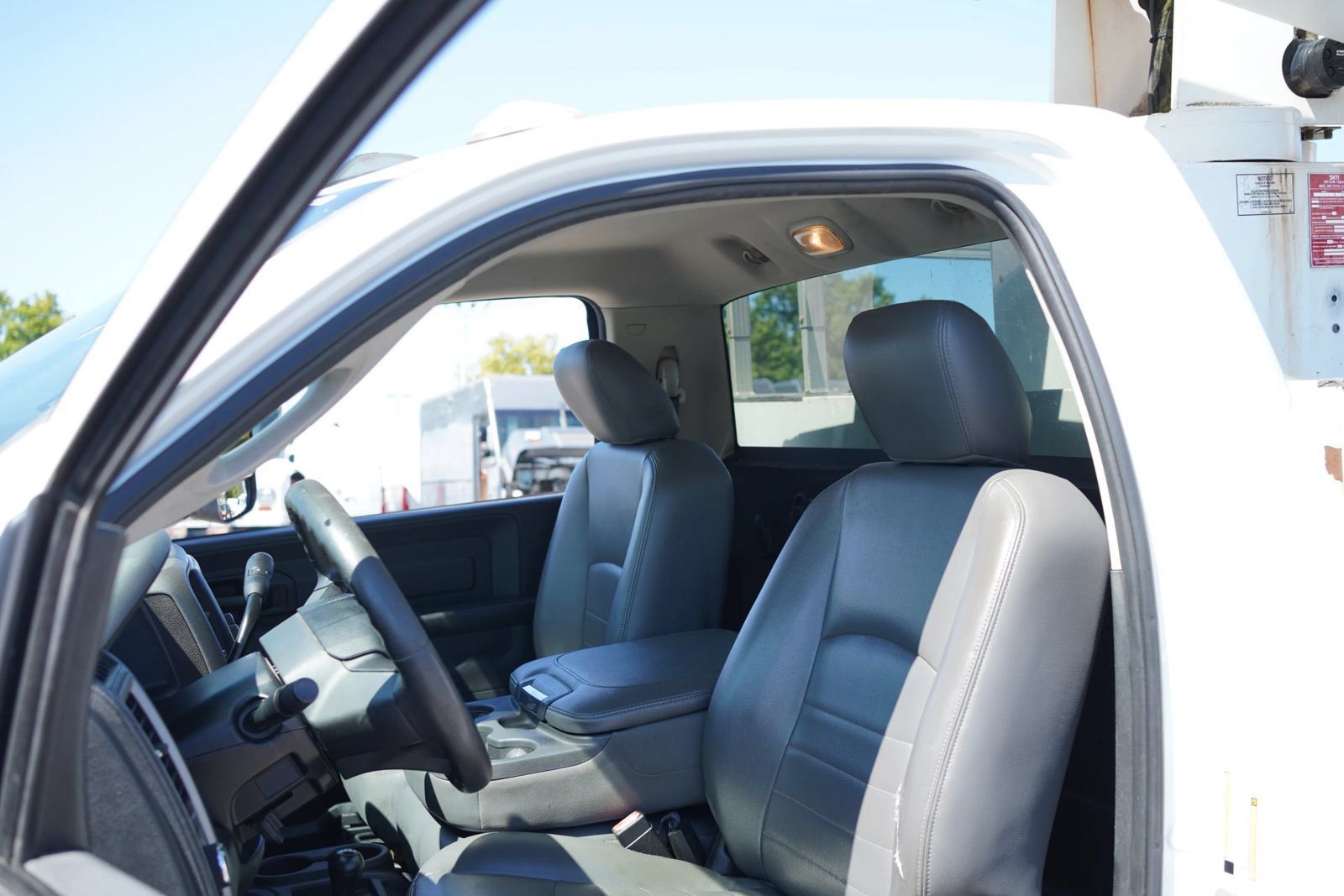 Used 2015 RAM 5500 Tradesman w/ Cold Weather Group AWD/4WD image 29