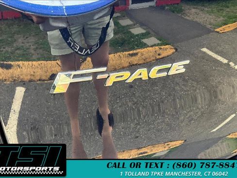 Used 2020 Jaguar F-PACE Prestige image 8