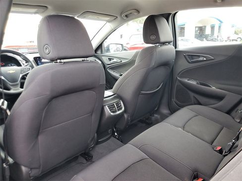 Used 2023 Chevrolet Malibu LT image 11
