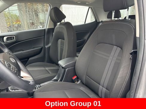 Used 2023 Hyundai Venue SEL w/ Cargo Package FWD image 12