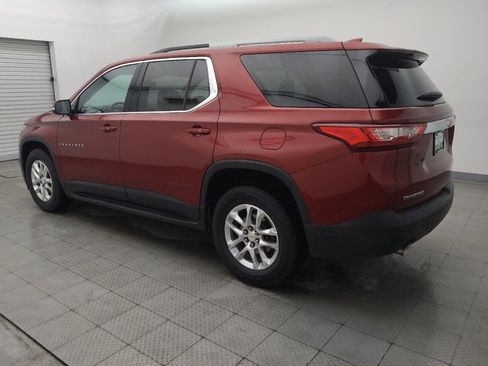 Used 2018 Chevrolet Traverse LT FWD image 3