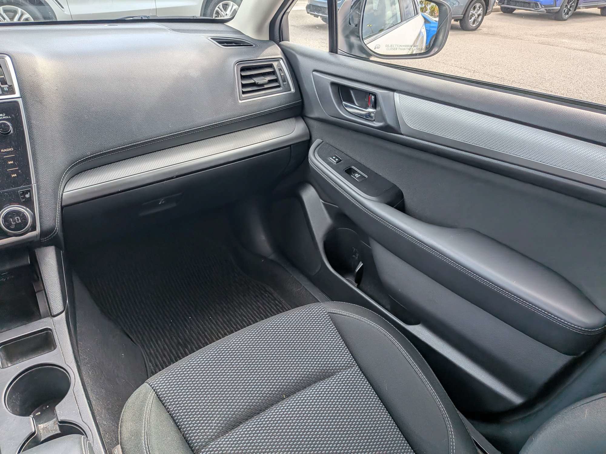 Used 2019 Subaru Outback 2.5i Premium AWD/4WD image 8