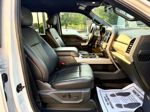 Used 2022 Ford F350 Lariat w/ Lariat Value Package image 27