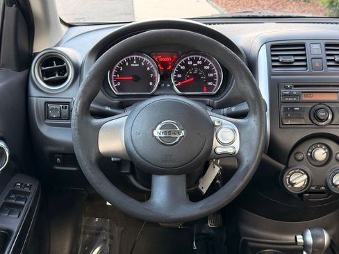 Used 2014 Nissan Versa SV FWD image 25