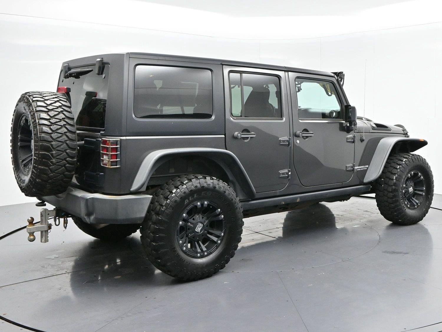Used 2016 Jeep Wrangler Unlimited Rubicon w/ Dual Top Group AWD/4WD image 7