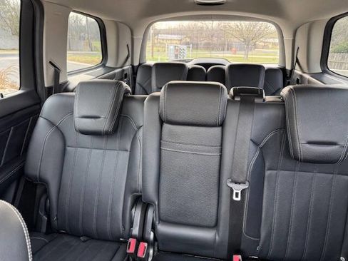 Used 2015 Mercedes-Benz GL 450 4MATIC image 64