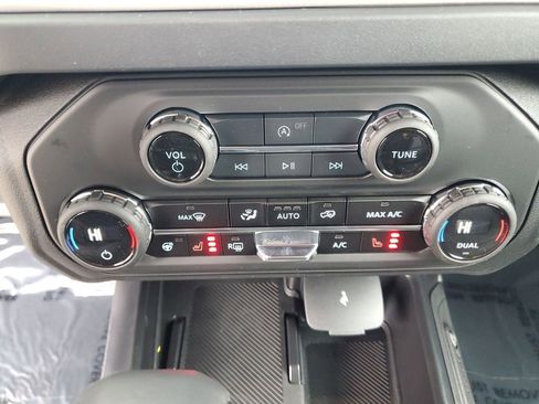 New 2026 Ford Bronco Outer Banks image 25