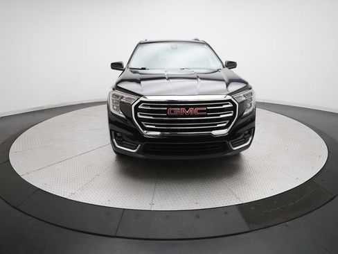 Used 2022 GMC Terrain SLT image 11