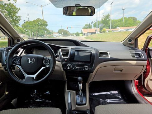 Used 2014 Honda Civic EX image 16
