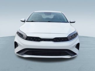 Used 2023 Kia Forte LXS video 2