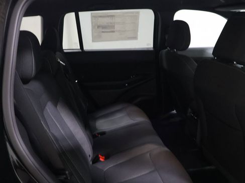 New 2026 Jeep Cherokee Laredo AWD/4WD image 16