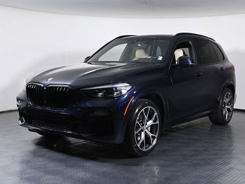 Used 2021 BMW X5 xDrive40i w/ M Sport Package AWD/4WD image 1