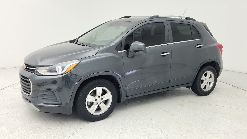 Used 2018 Chevrolet Trax LT w/ LT Convenience Package FWD image 3