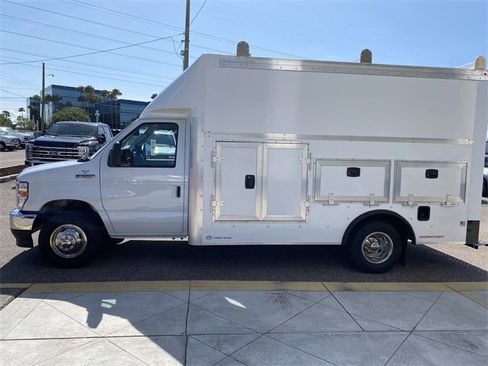 New 2026 Ford E-350 and Econoline 350 Super Duty w/ Power Equipment Group image 12