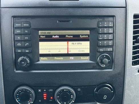 Used 2016 Freightliner Sprinter 2500 image 27