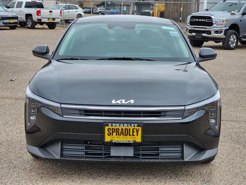 New 2026 Kia K4 LXS image 6