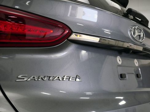 Used 2020 Hyundai Santa Fe Limited AWD/4WD image 10