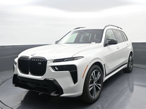 New 2027 BMW X7 M60i AWD/4WD image 1