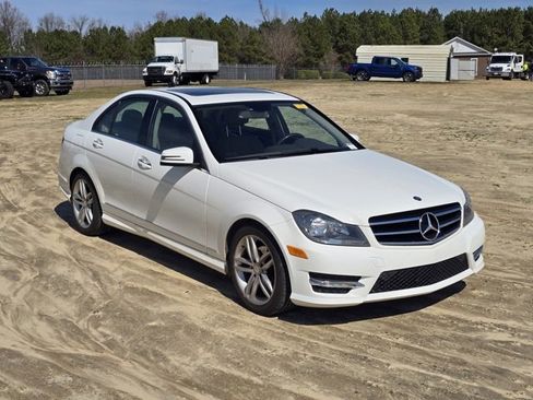 Used 2014 Mercedes-Benz C 250 Sedan image 7