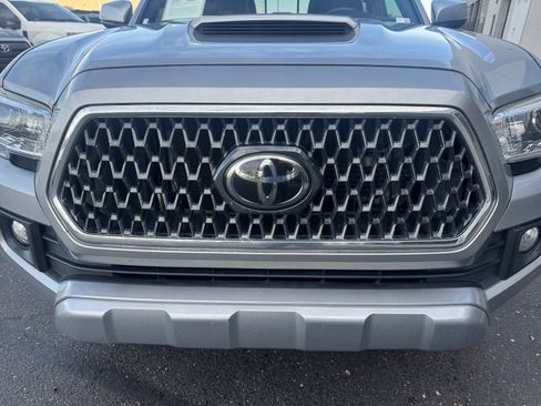 Used 2019 Toyota Tacoma TRD Sport w/ Technology Package image 23