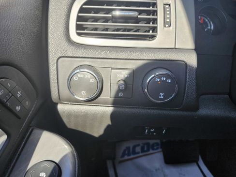 Used 2013 Chevrolet Silverado 2500 LTZ w/ LTZ Plus Package image 17