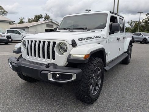 Used 2020 Jeep Gladiator Overland image 8
