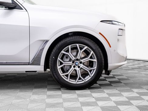 New 2026 BMW X7 xDrive40i image 36