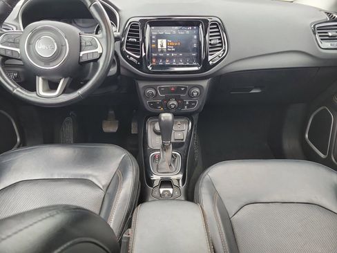 Used 2017 Jeep Compass Limited w/ Navigation Group AWD/4WD image 15