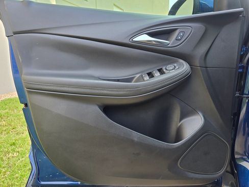 Used 2023 Buick Encore GX Select FWD image 17