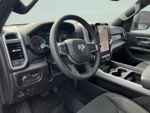 Used 2025 RAM 1500 Big Horn AWD/4WD image 13