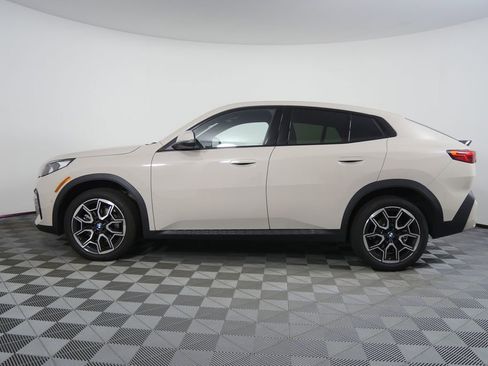 Certified 2026 BMW X2 xDrive28i AWD/4WD image 6