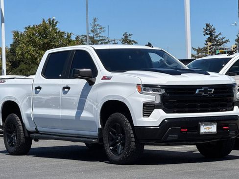 Used 2023 Chevrolet Silverado 1500 LT Trail Boss w/ Protection Package AWD/4WD image 2