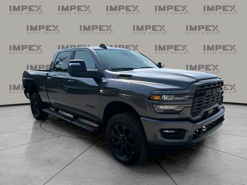 Used 2025 RAM 2500 Big Horn AWD/4WD image 7