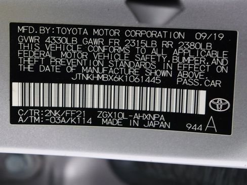 Certified 2019 Toyota C-HR XLE image 39