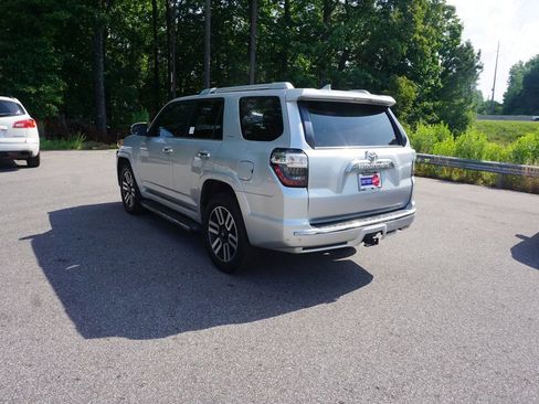 Used 2016 Toyota 4Runner Limited AWD/4WD image 19